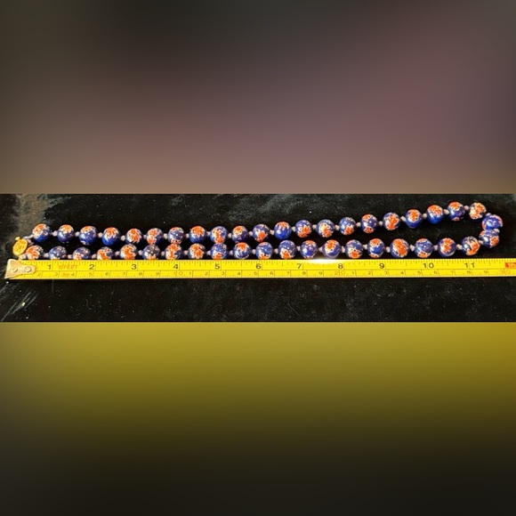 VTG Chinese Export 25” Hand-Knotted Porcelain Bead Fantail Goldfish Necklace - Picture 3 of 9